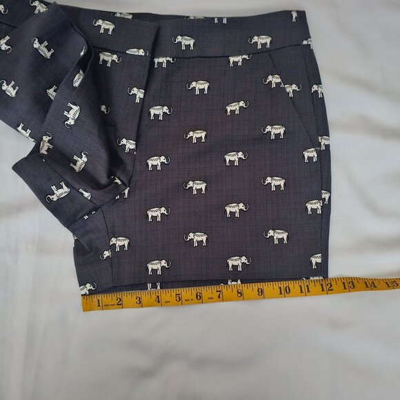 LOFT Coastal Gray (Dark Gray/Blue) Elephant Print The Riviera Short Size 8 - Picture 11 of 11